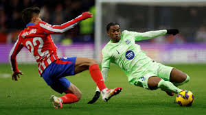 亚尼奇的助 亚尼奇的助